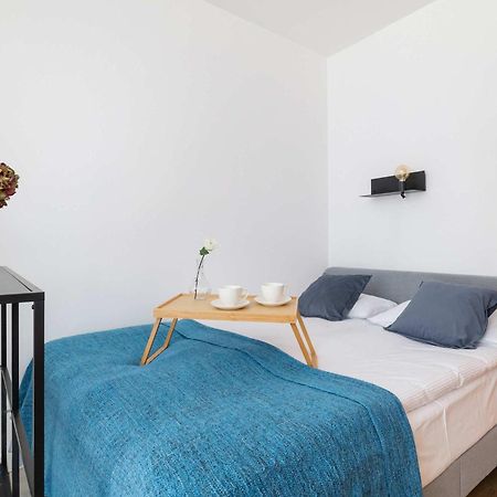 Colorful Studio Near The Spodek Arena In Katowice By Noclegi Renters Екстериор снимка